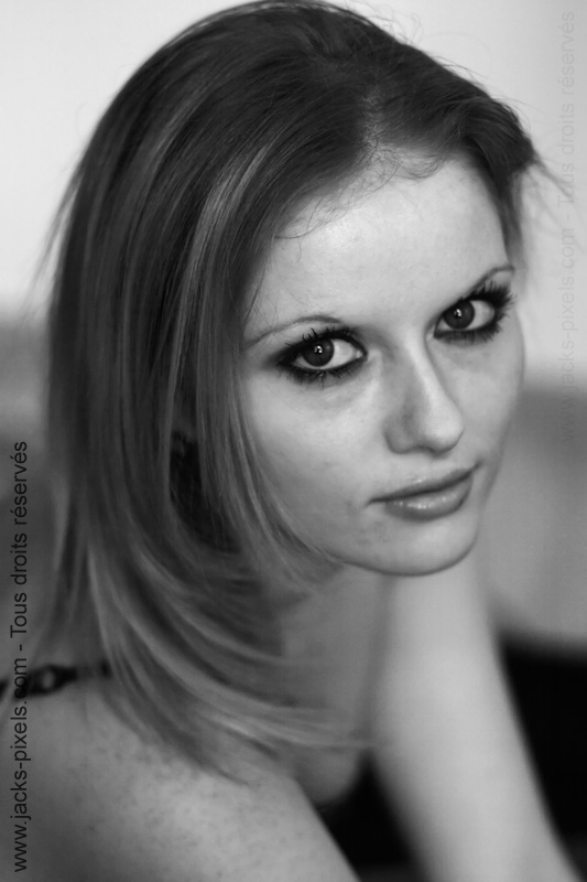 http://www.jacks-pixels.com/Gallery/Data/Portrait/2006/IMG_0799-modif.jpg
