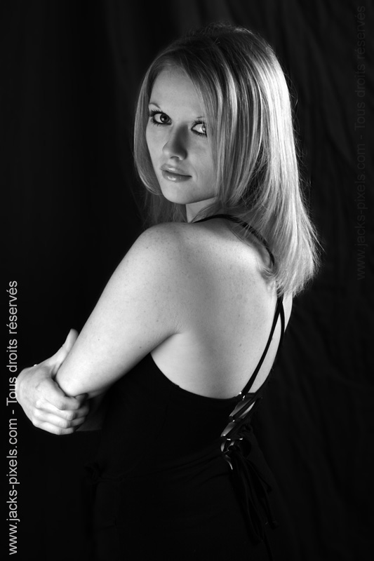 http://www.jacks-pixels.com/Gallery/Data/Portrait/2006/IMG_0845-modif.jpg