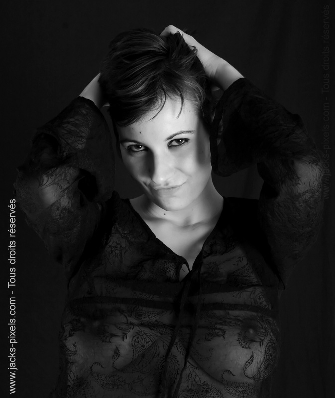 http://www.jacks-pixels.com/Gallery/Data/Portrait/2006/IMG_8818-modif.jpg
